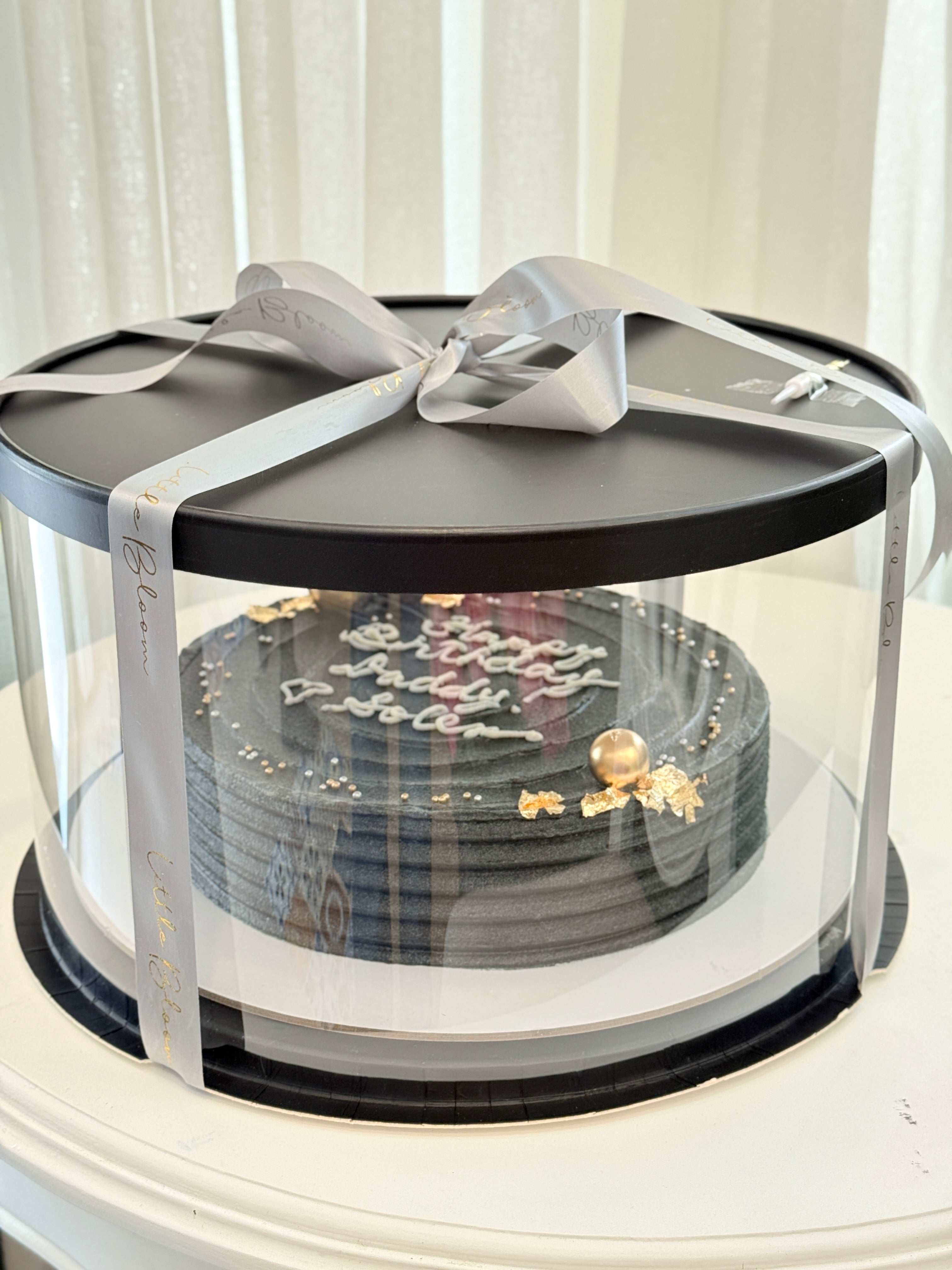 BLACK GOLD CAKE