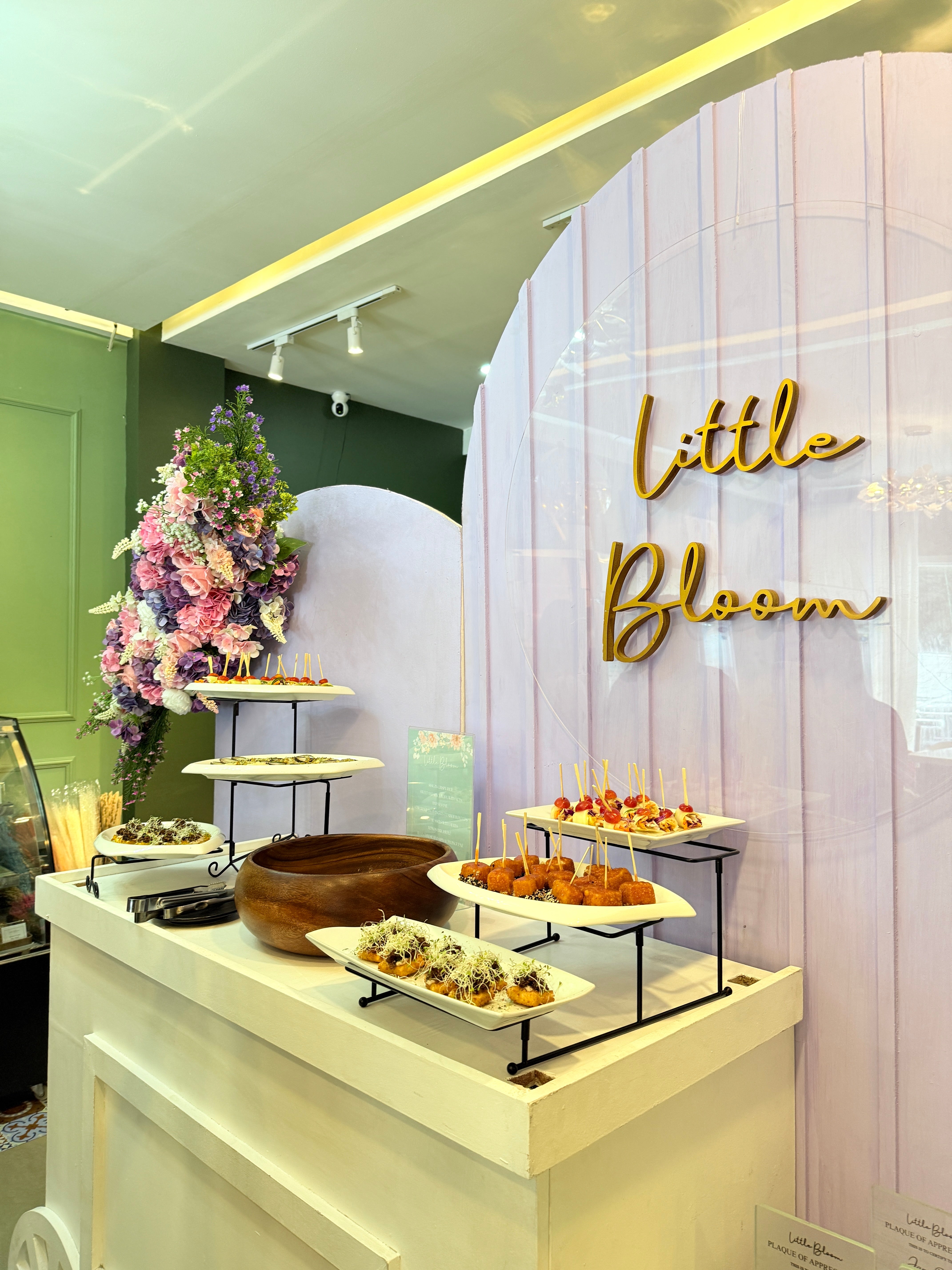 FLOWER ARRANGEMENT WORKSHOP