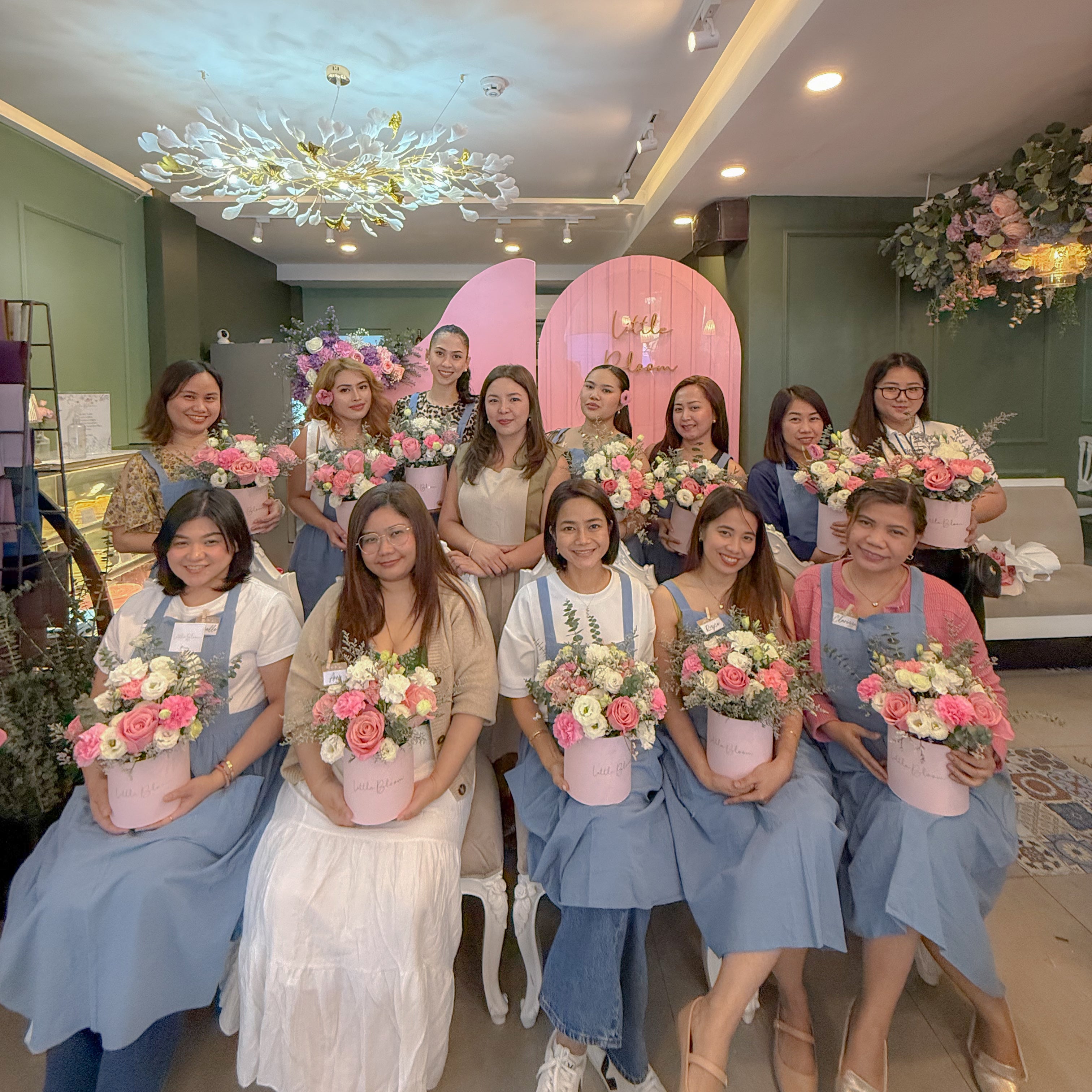 FLOWER ARRANGEMENT WORKSHOP