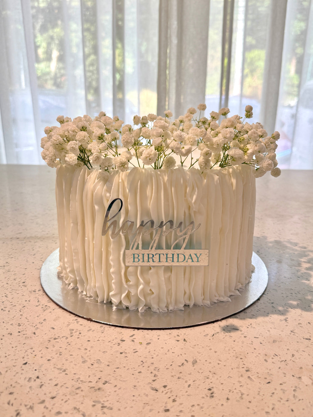 Floral Cake in white