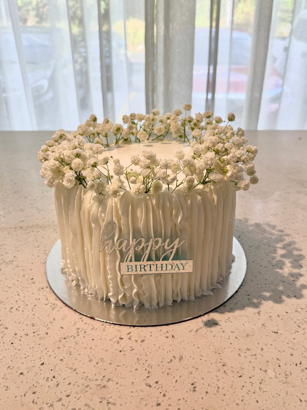 Floral Cake in white