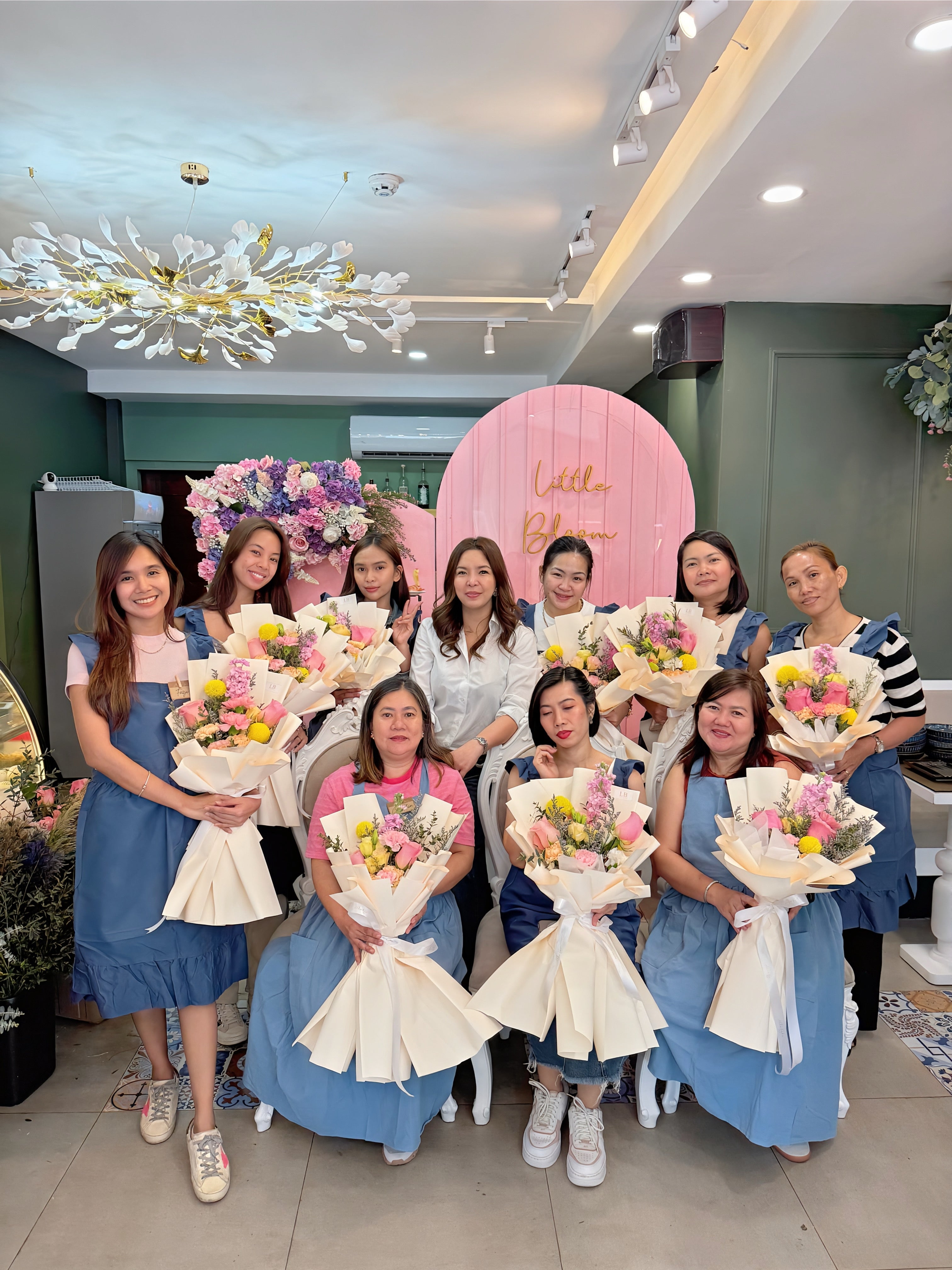 FLOWER ARRANGEMENT WORKSHOP