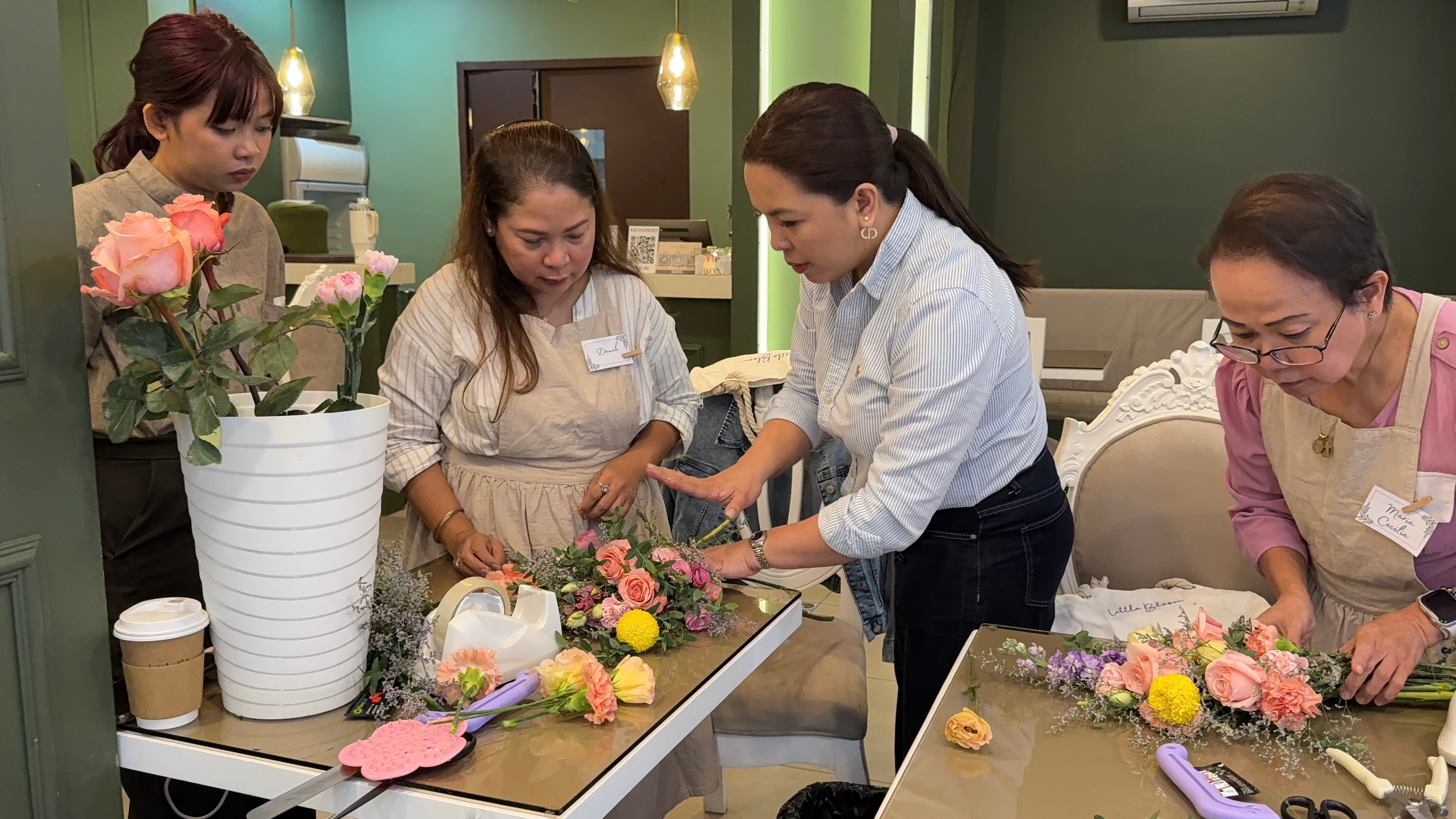 FLOWER ARRANGEMENT WORKSHOP